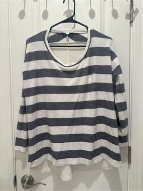 WONDERLAND Gray and White Striped Scoop Neck Sweater